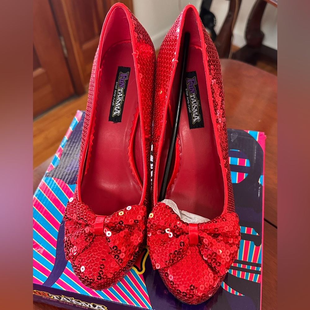 Funtasma Red Sequin Bow High Heels NWT in box - think Dorothy from The Wizard Oz